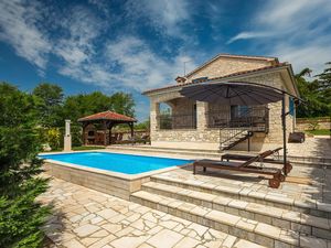 23950165-Ferienhaus-8-Poreč-300x225-0