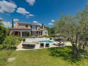 23950221-Ferienhaus-6-Poreč-300x225-5