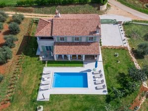 23950386-Ferienhaus-8-Poreč-300x225-5