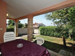 23728321-Ferienhaus-4-Poreč-300x225-2