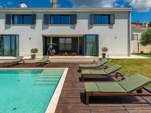 23949666-Ferienhaus-8-Poreč-300x225-1