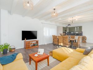 23950388-Ferienhaus-8-Poreč-300x225-2