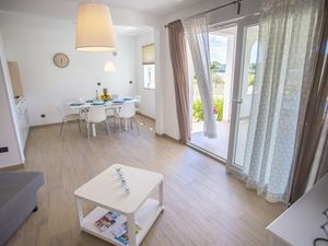 23950921-Ferienhaus-4-Poreč-300x225-3