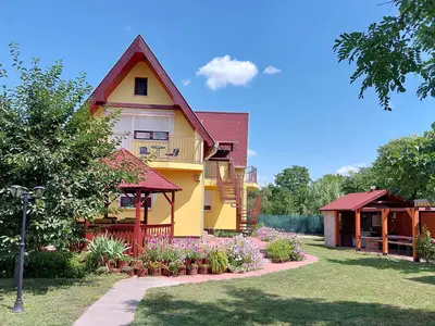 Ferienhaus für 10 Personen (160 m²) in Poroszló 1/10