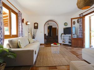 19288352-Ferienhaus-9-Porreres-300x225-0