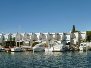 23837761-Ferienhaus-4-Port Camargue-300x225-1