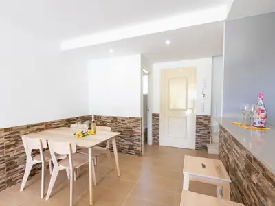DiningRoom DiningRoom