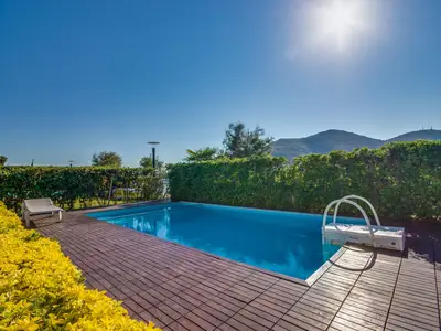 PoolOfHouse PoolOfHouse