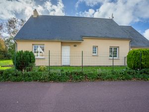 23851250-Ferienhaus-4-Portbail-300x225-5