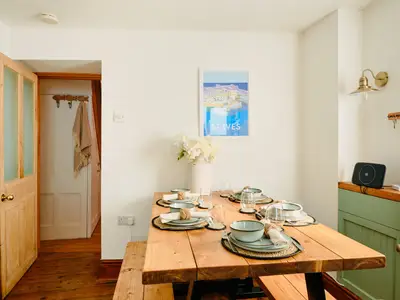 DiningRoom