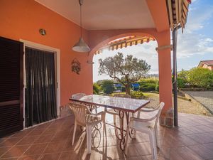 23335467-Ferienhaus-8-Porto Azzurro-300x225-5