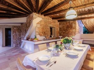 23506793-Ferienhaus-8-Porto Cervo-300x225-4