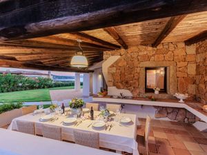 23506793-Ferienhaus-8-Porto Cervo-300x225-5