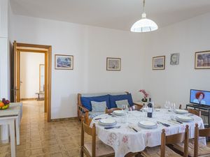 23918563-Ferienhaus-8-Porto Cesareo-300x225-4