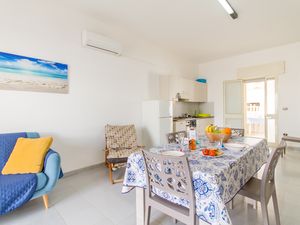 23918564-Ferienhaus-6-Porto Cesareo-300x225-4