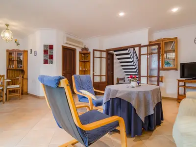 DiningRoom