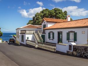 Ferienhaus für 7 Personen in Porto Martins