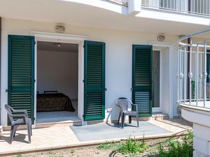 23767158-Ferienhaus-4-Porto Recanati-300x225-4