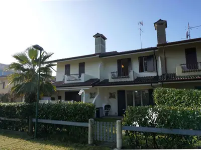 Ferienhaus für 6 Personen (55 m²) in Porto Santa Margherita 2/10
