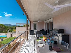 23859854-Ferienhaus-8-Porto Vecchio-300x225-2