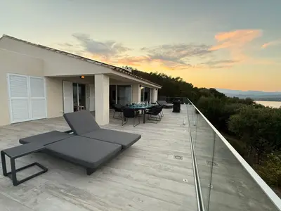 ExteriorSummer