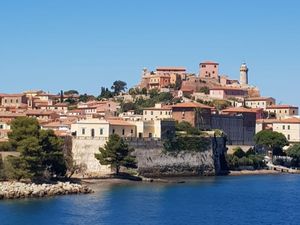 23555820-Ferienhaus-8-Portoferraio-300x225-0