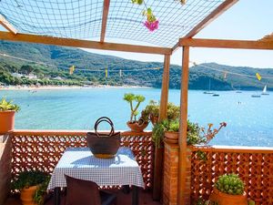 23091365-Ferienhaus-5-Portoferraio-300x225-1