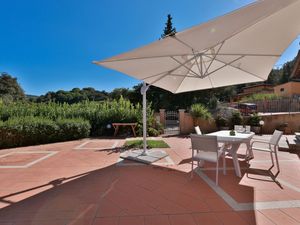 24055221-Ferienhaus-8-Portoferraio-300x225-0