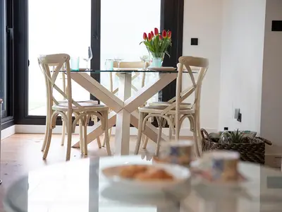 DiningRoom