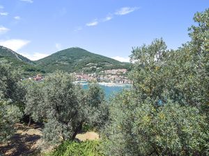 23727866-Ferienhaus-8-Portovenere-300x225-1