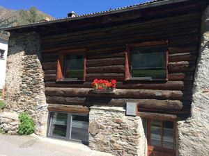 19039857-Ferienhaus-2-Poschiavo-300x225-1