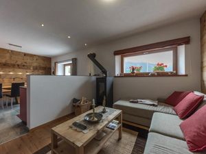 23670258-Ferienhaus-10-Poschiavo-300x225-5