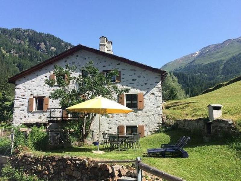 19069877-Ferienhaus-8-Poschiavo-800x600-0