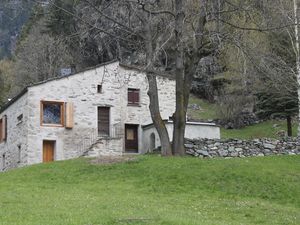 Ferienhaus für 6 Personen (90 m²) in Poschiavo