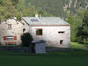 19160596-Ferienhaus-6-Poschiavo-300x225-1