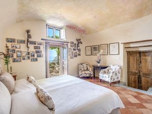 21663883-Ferienhaus-28-Positano-300x225-5