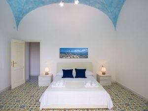 23127335-Ferienhaus-6-Positano-300x225-2