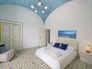 23127335-Ferienhaus-6-Positano-300x225-4