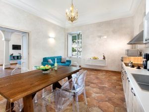 23444124-Ferienhaus-8-Positano-300x225-2