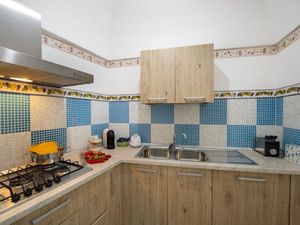 23969361-Ferienhaus-10-Positano-300x225-2