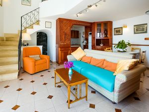 19352399-Ferienhaus-2-Positano-300x225-3