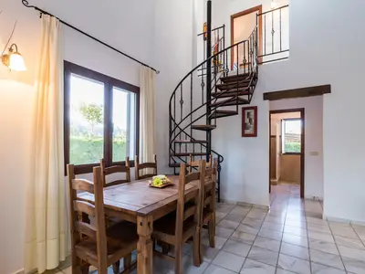 DiningRoom