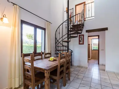 DiningRoom