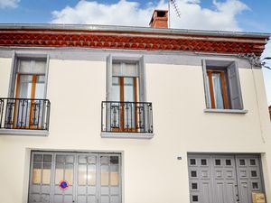 23755968-Ferienhaus-6-Prades-300x225-2