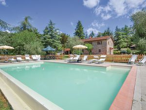Ferienhaus für 17 Personen (300 m²) ab 251 € in Pratovecchio