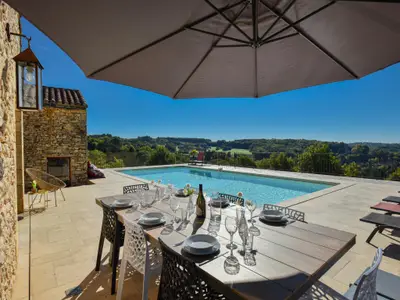 Terrasse / Balkon