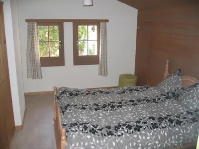 Westzimmer mit Doppelbett