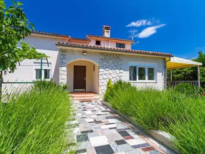 Ferienhaus für 6 Personen (115 m²) in Premantura 2/10