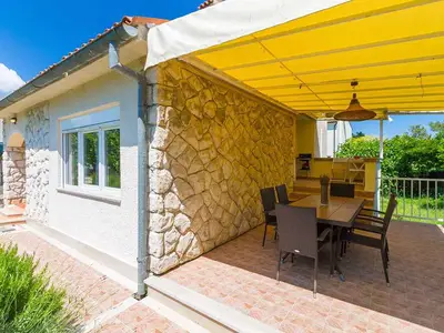 Ferienhaus für 6 Personen (115 m²) in Premantura 10/10