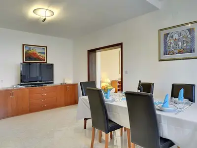 Ferienhaus für 10 Personen (280 m²) in Premantura 10/10